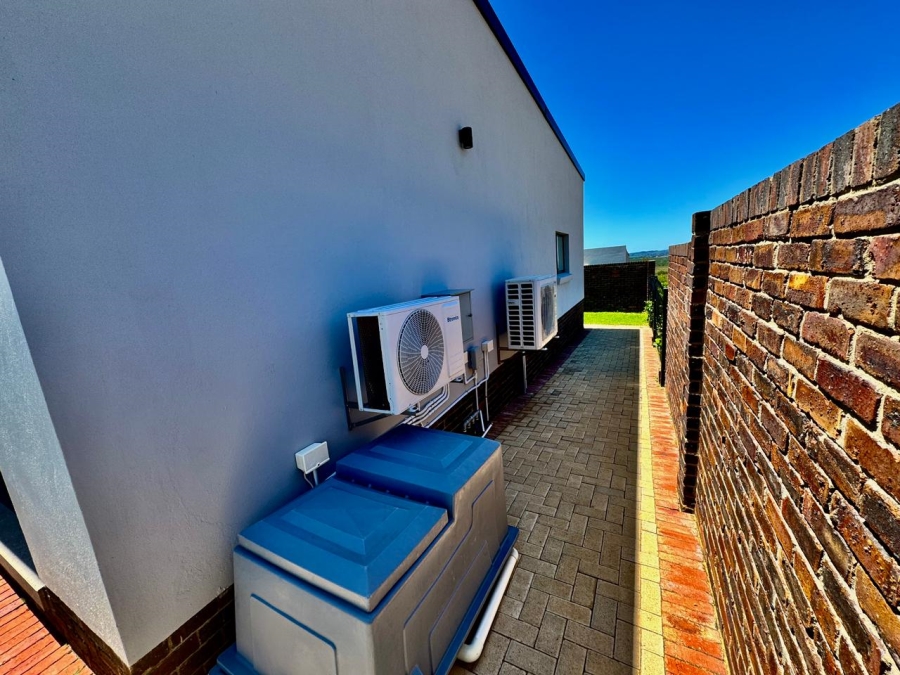 3 Bedroom Property for Sale in Helderzicht Eco Estate North West